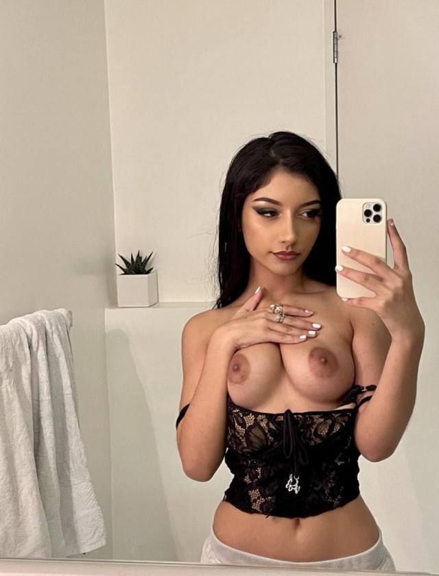 available in your town INCALL / OUTCALL🤤 ❤‍🩹❤‍🩹All Holes are open for y'all😋  I do FaceTime fun - Image 2